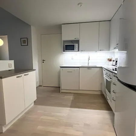 Cozy&comfy 2br Brand New Near Metro 아파트 에스포